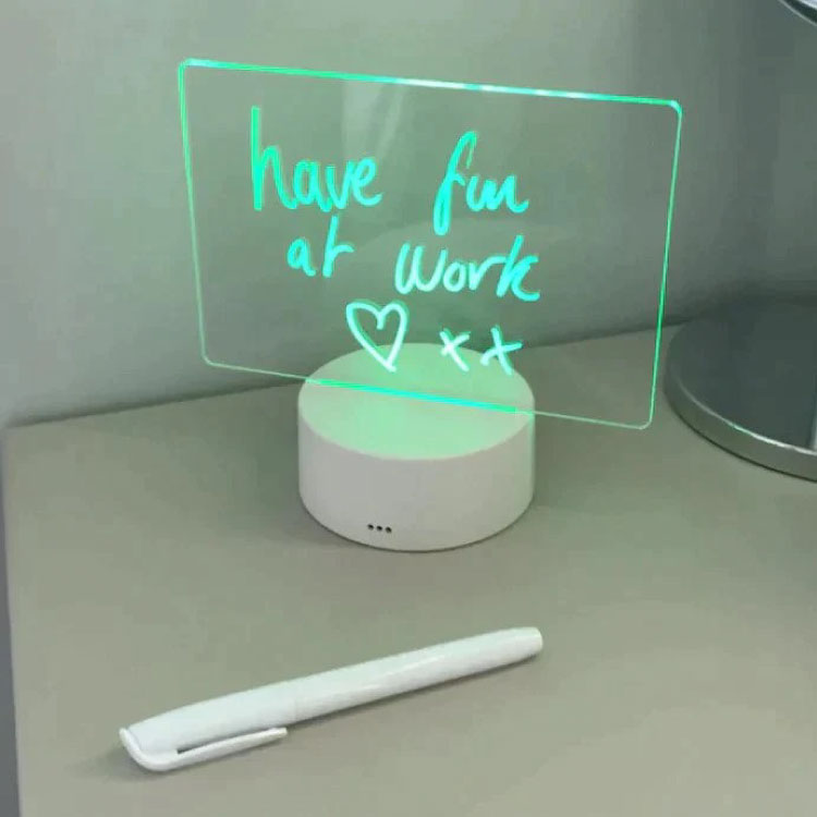 LED note board: Organize your ideas with style!